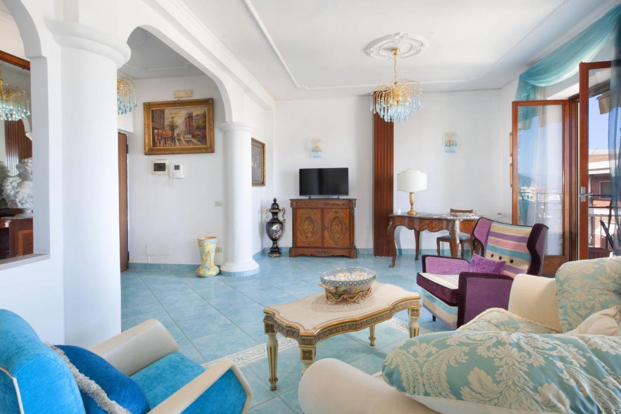 Amore Rentals - Appartamento Cielomare Sorrent Exterior foto