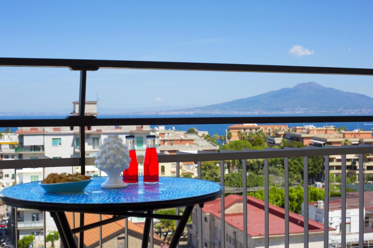 Amore Rentals - Appartamento Cielomare Sorrent Exterior foto