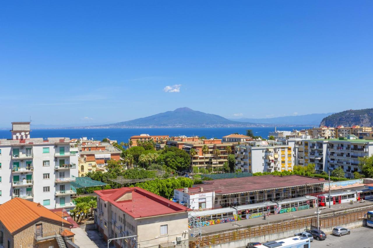 Amore Rentals - Appartamento Cielomare Sorrent Exterior foto