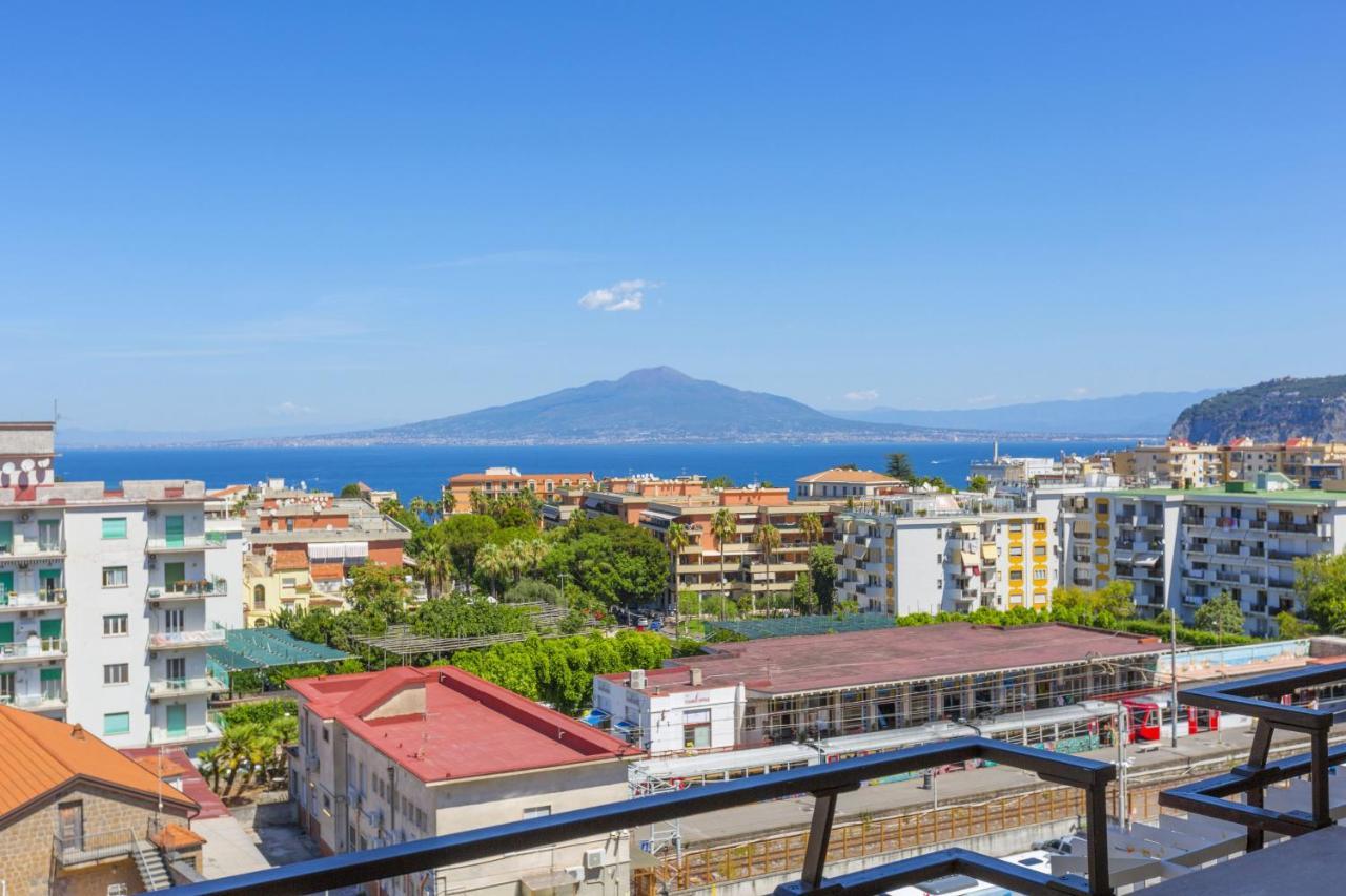 Amore Rentals - Appartamento Cielomare Sorrent Exterior foto